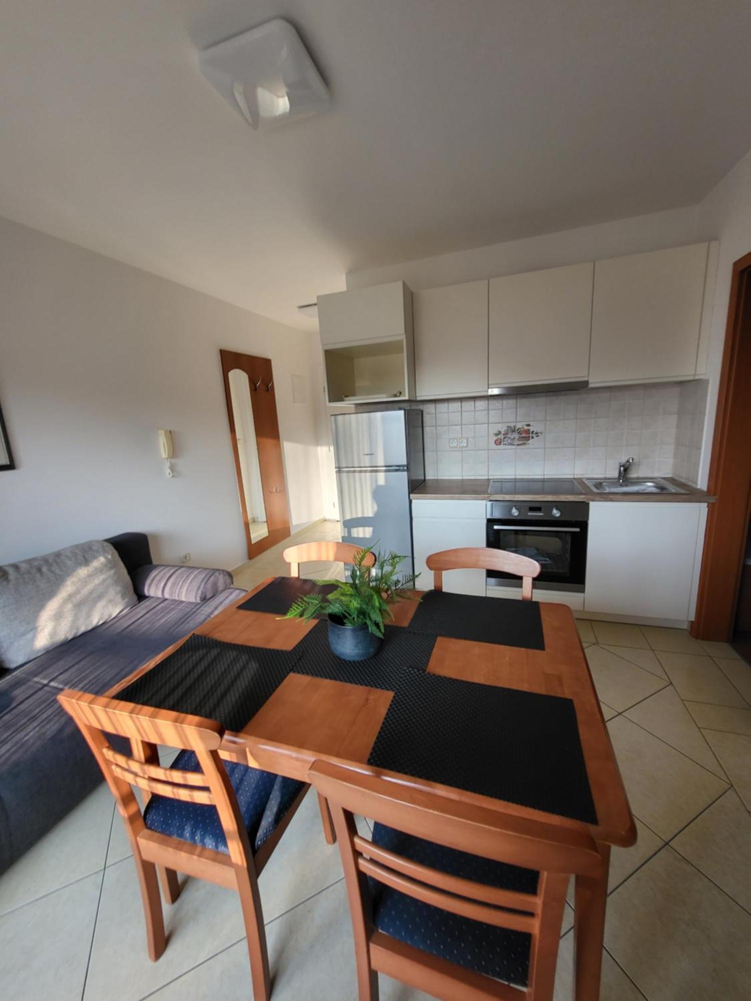 Dalmacia Apartments Srima Bagian luar foto
