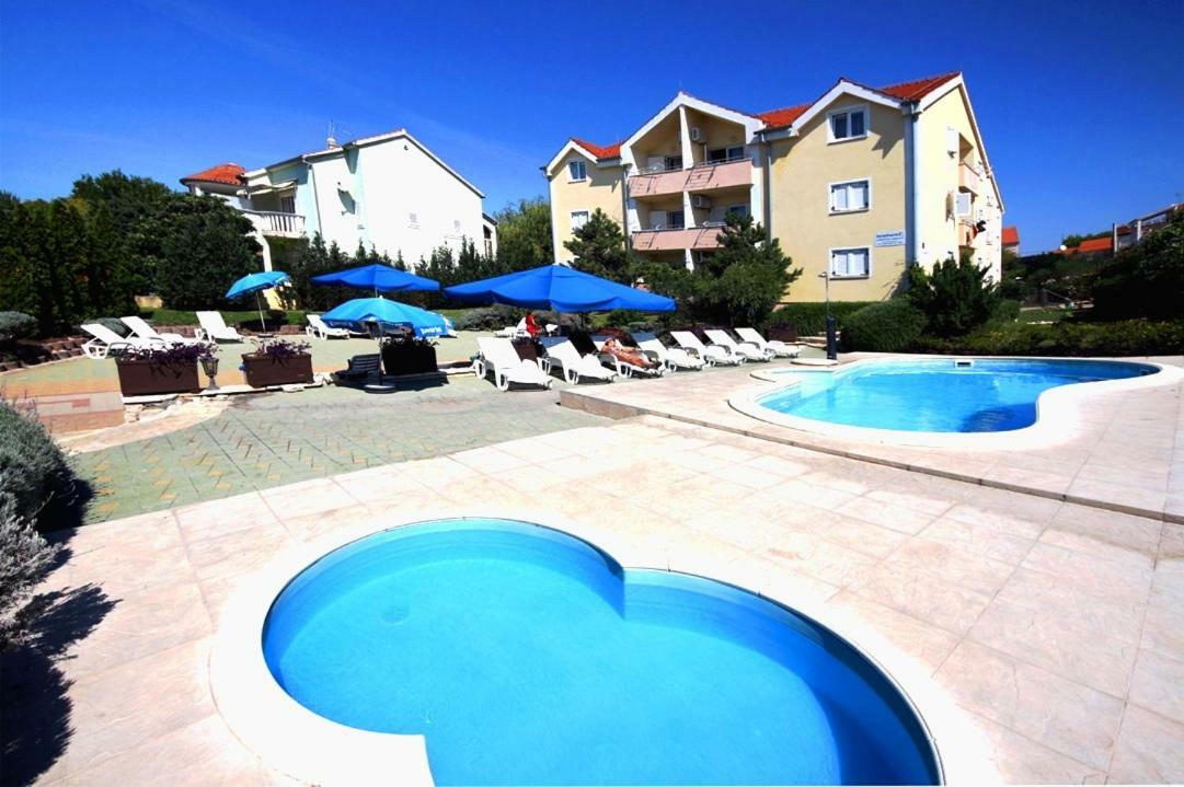 Dalmacia Apartments Srima Bagian luar foto